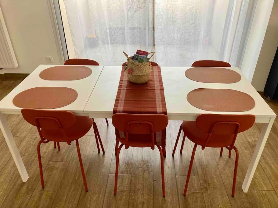 Apartamento Quai Sud - Gare, 100 M2, Parking, Wifi, Superette, Lave Linge Angers Exterior foto