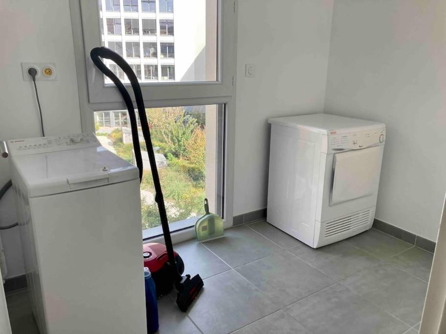 Apartamento Quai Sud - Gare, 100 M2, Parking, Wifi, Superette, Lave Linge Angers Exterior foto